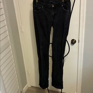 Sleek Black Women's Skinny Jeans